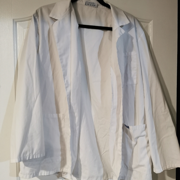 Lab coat - Picture 1 of 2